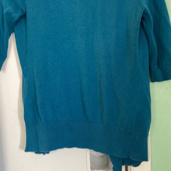 Button up ruffle crop - Picture 3 of 3